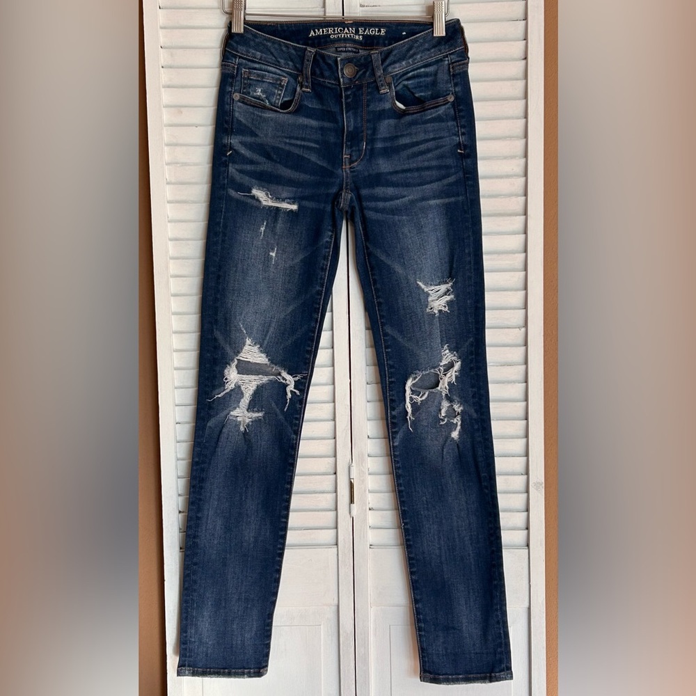 AE American Eagle Womens size 2 Regular Skinny Super Stretch X blue jeans